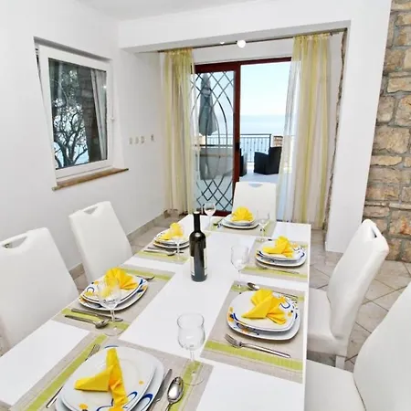 Holiday Dona Maria - Three Bedroom House With Pool And Sea View Blato (Korcula)